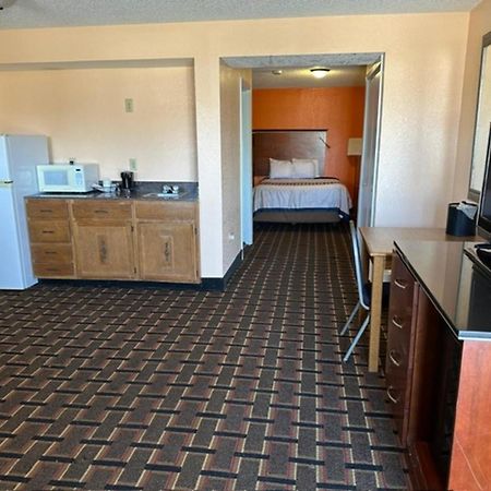 Stay Inn By Oyo Near I 80 Lincoln West Exteriör bild
